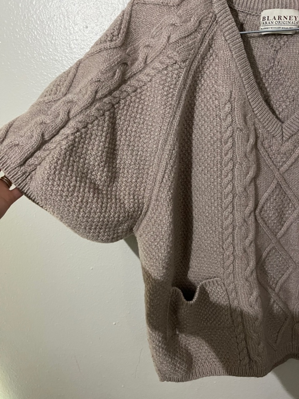 Blarney 100% Merino Wool Aran Cable Knit Short Sleeve Sweater/Cardigan - Picture 4 of 11